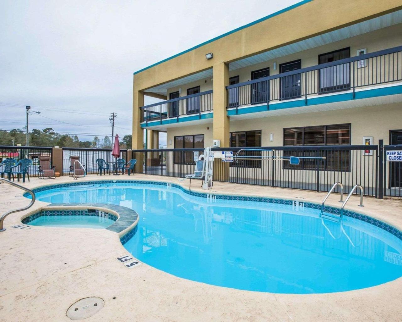 Knights Inn & Suites Griffin Exterior photo